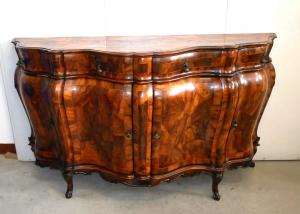 Shaped antique sideboard 'Vecchia Cerea' 20th century